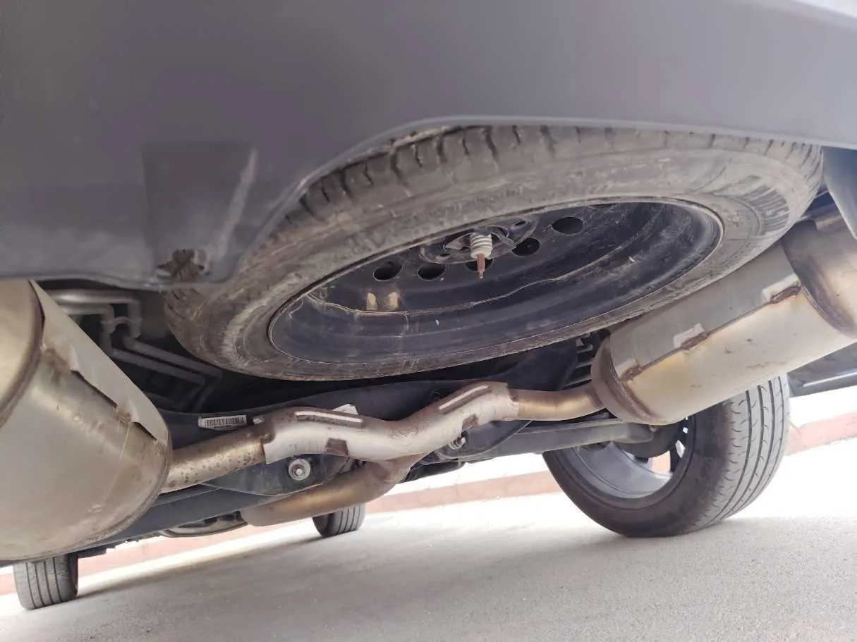 Car image 31