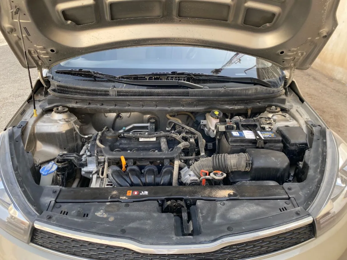 Car image 22