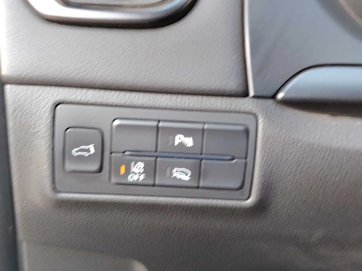Car image 29