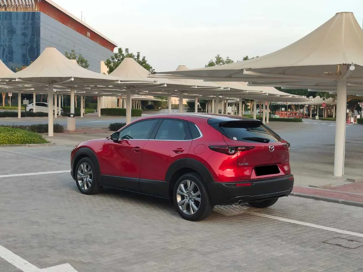 Car image 10