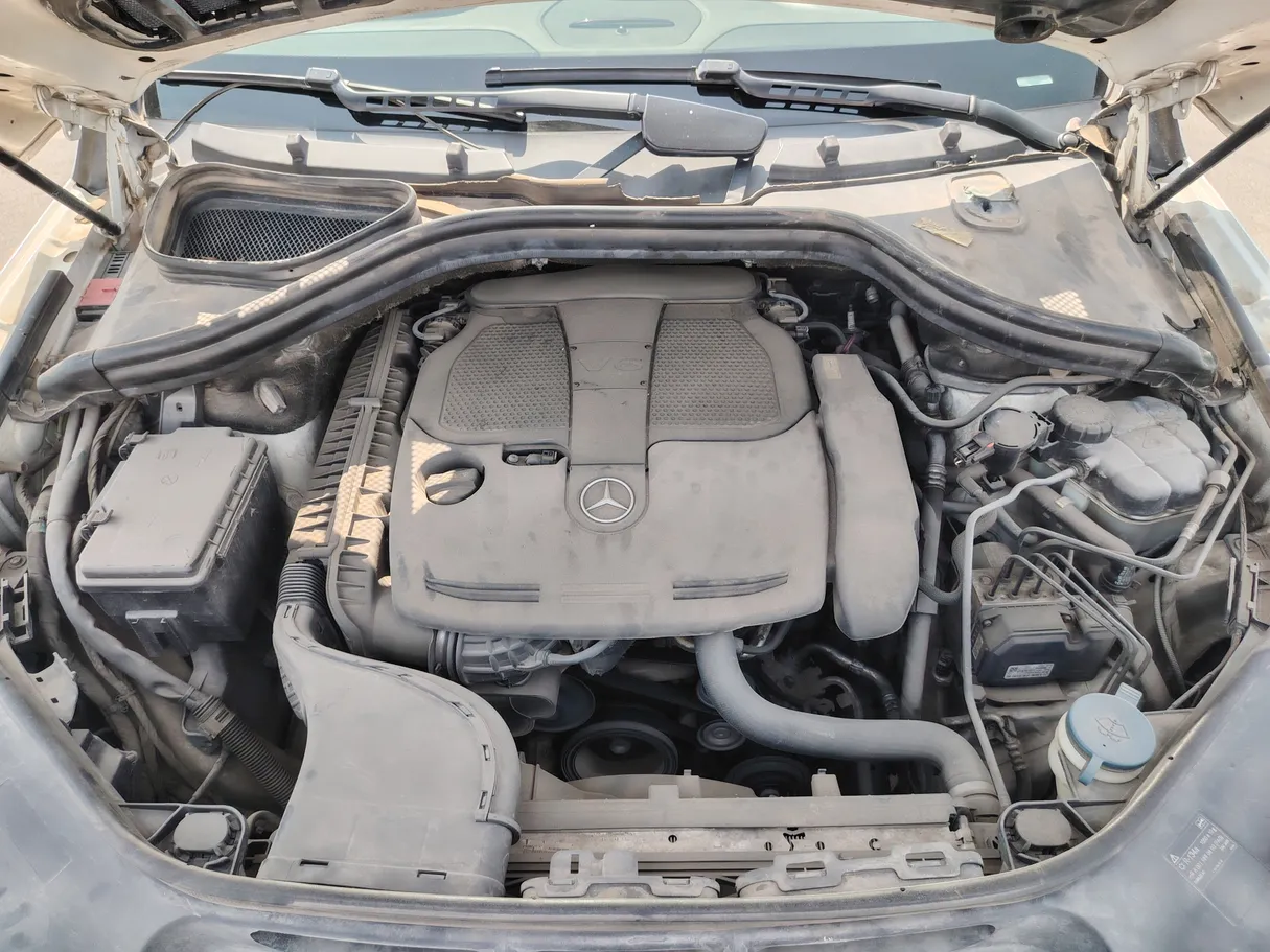 Car image 36