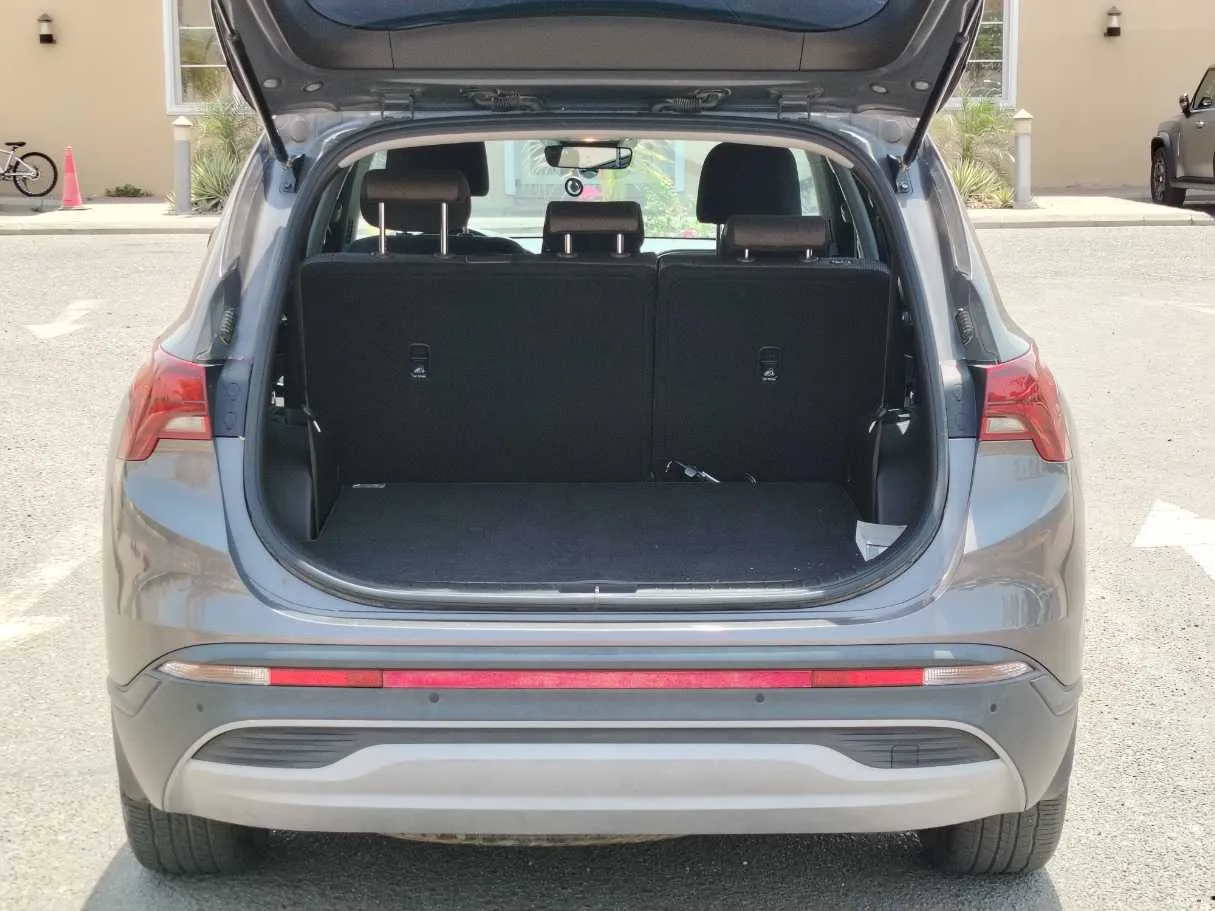 Car image 28