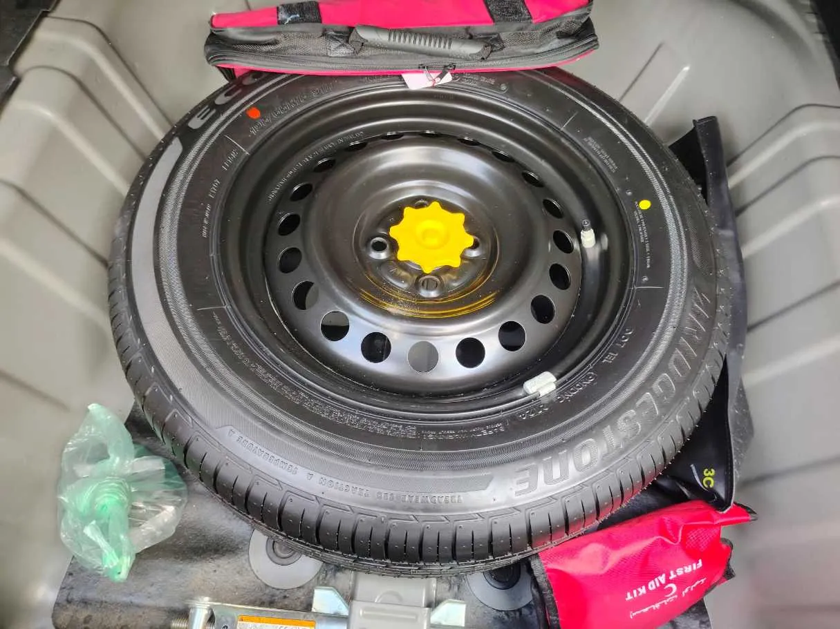 Car image 41