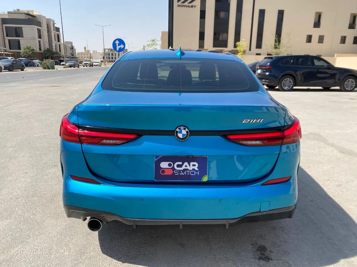 Car image 6
