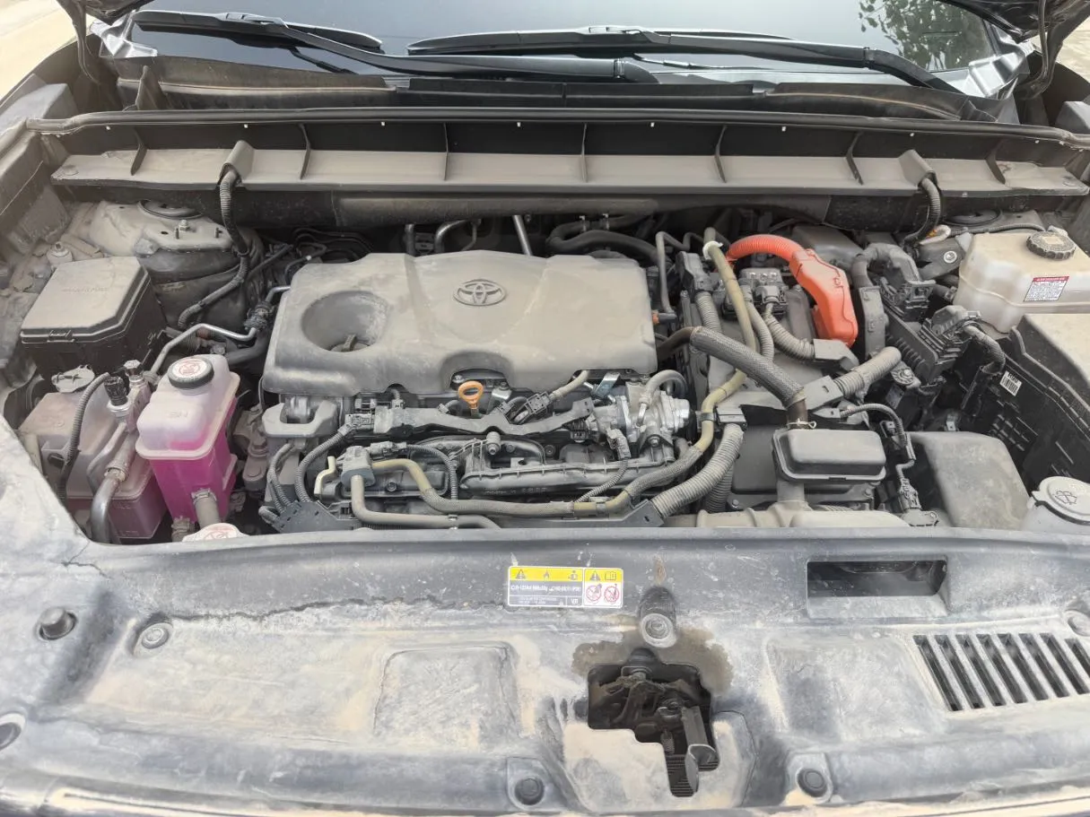 Car image 23