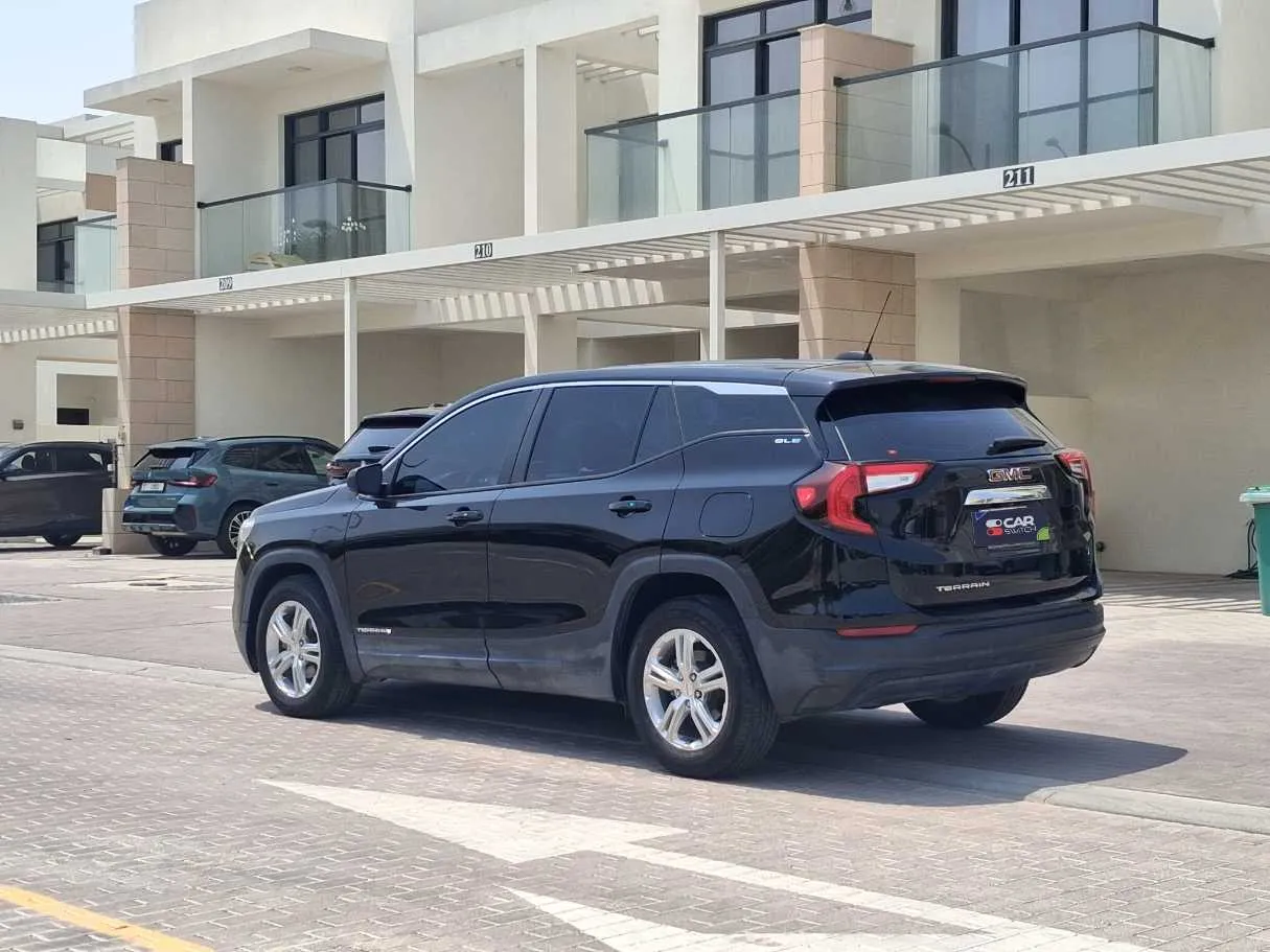 Car image 7