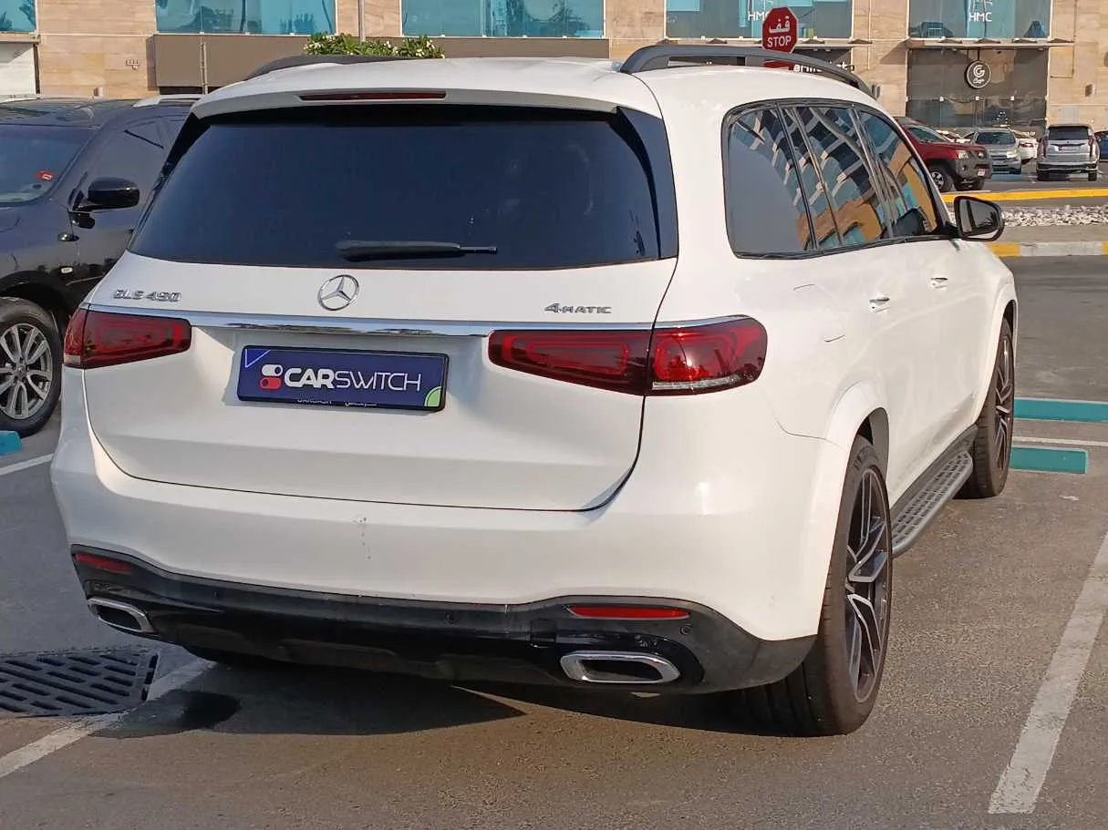 Car image 7