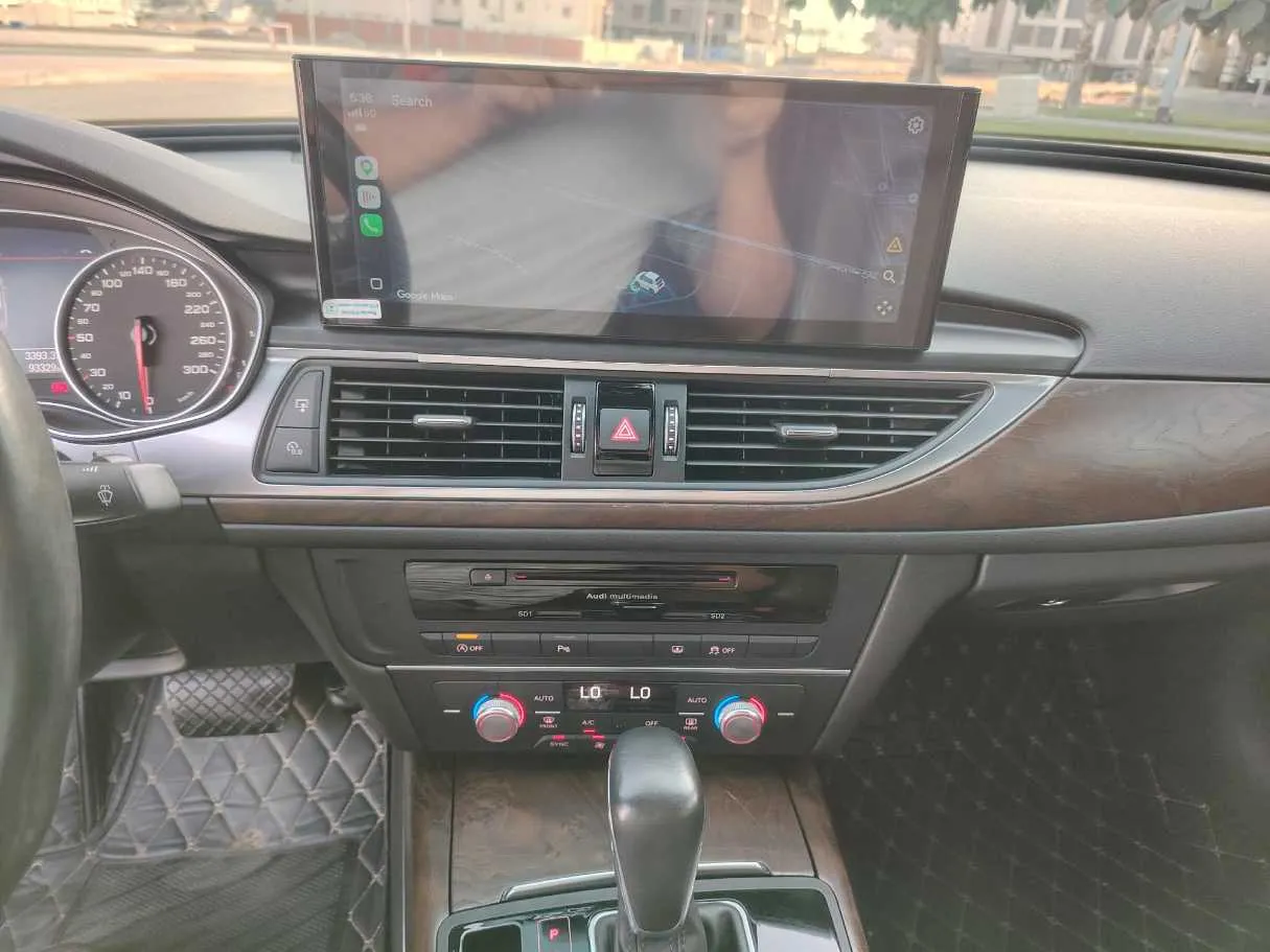 Car image 32
