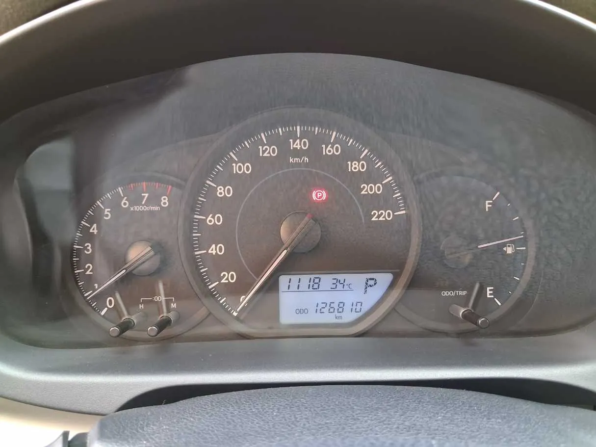 Car image 18