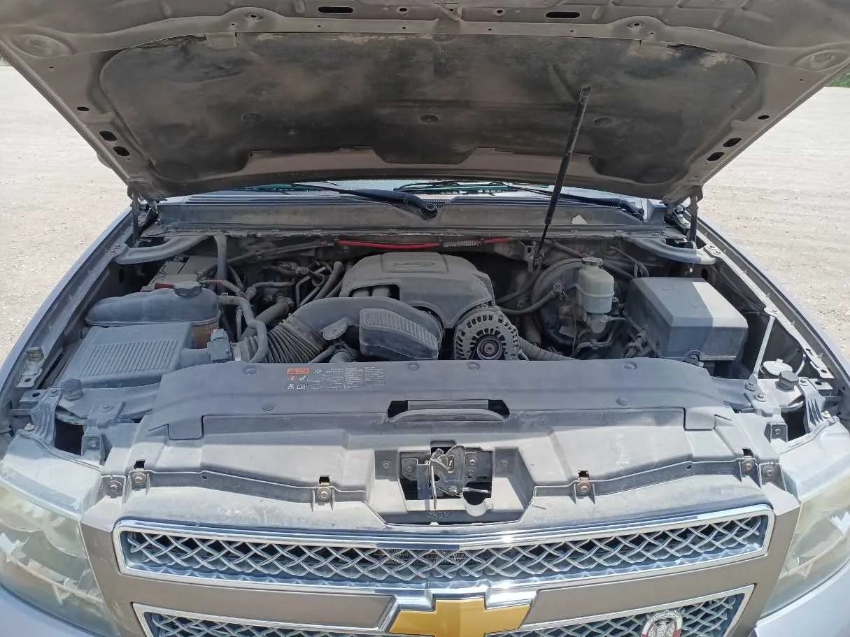 Car image 25