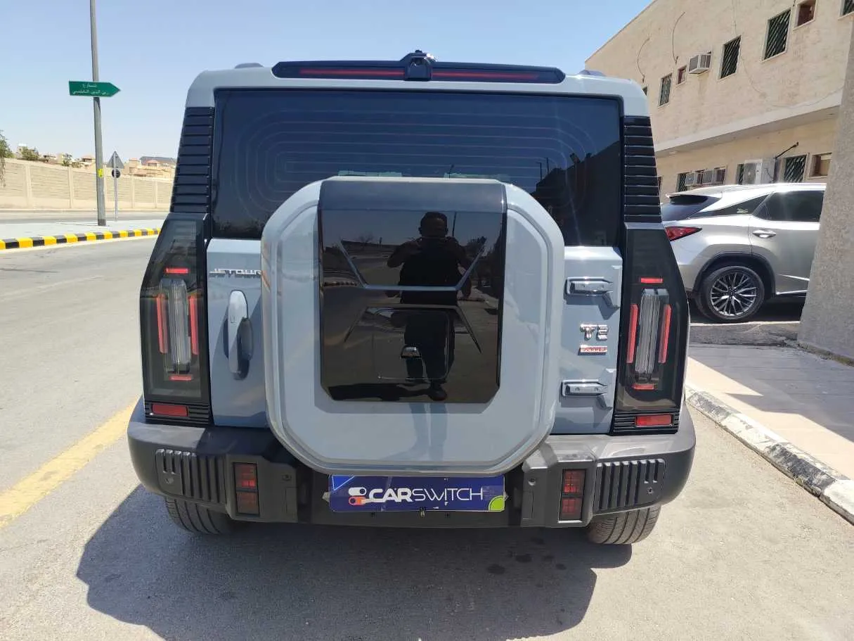 Car image 6