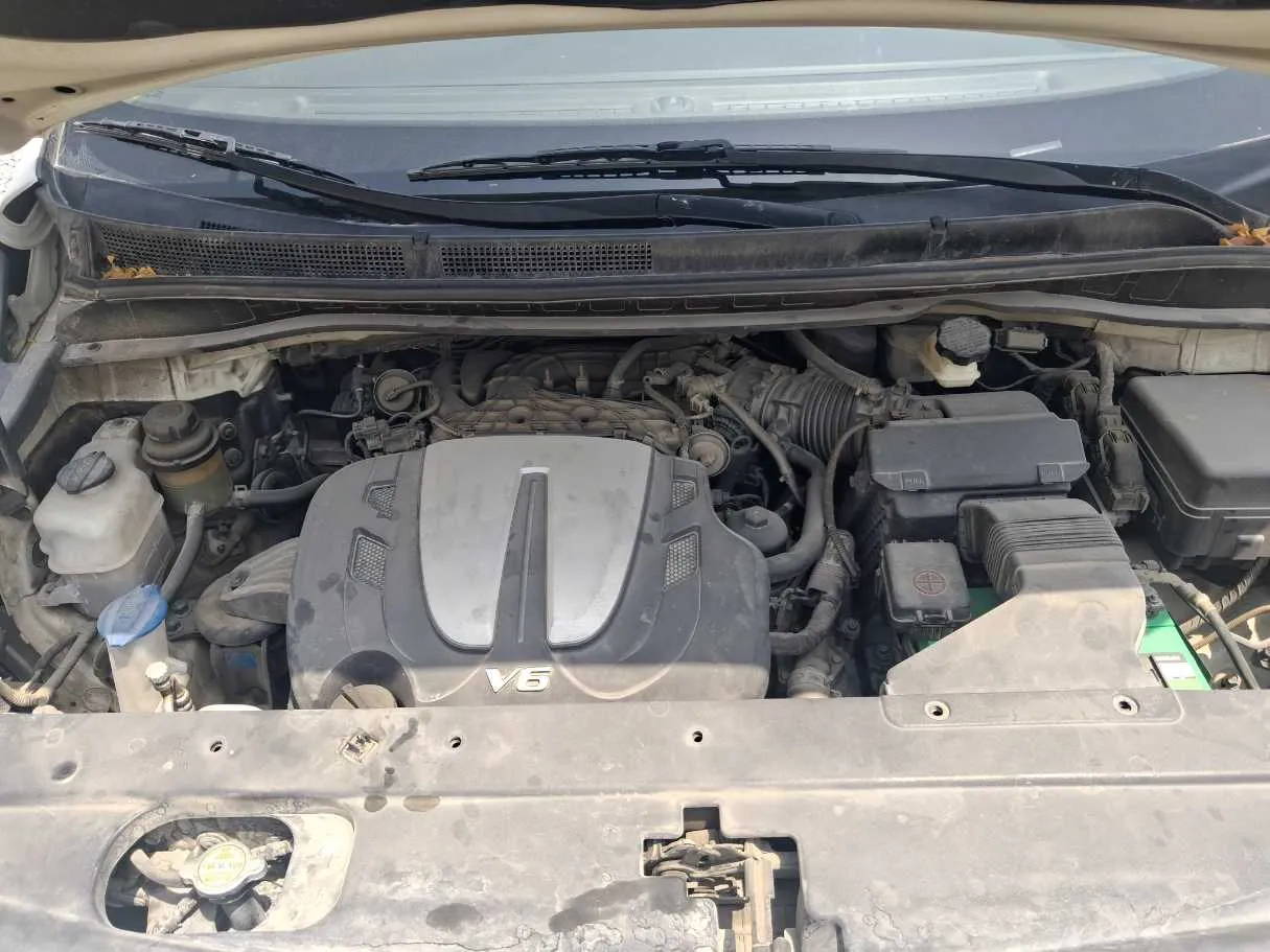 Car image 20