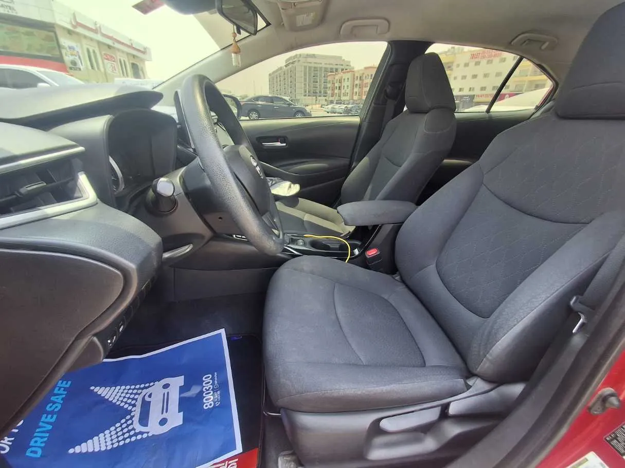 Car image 12