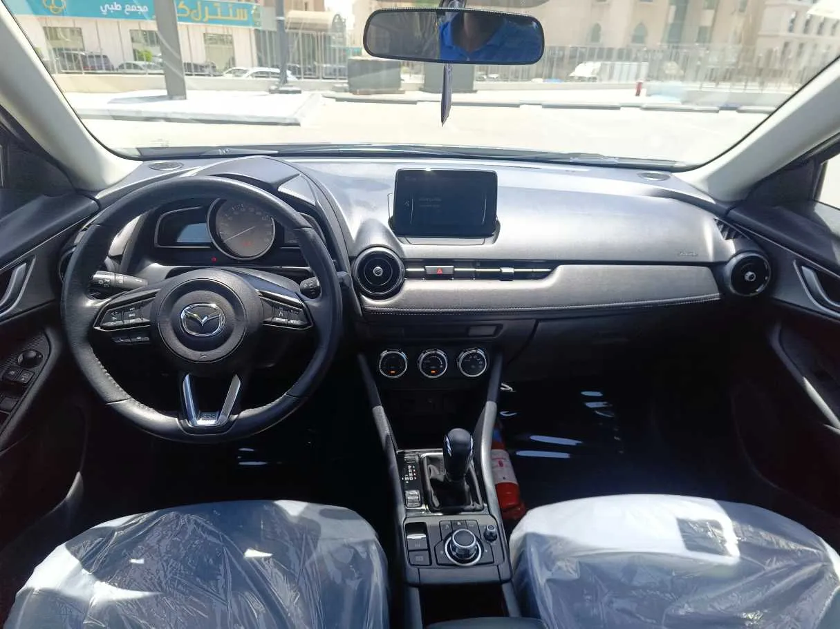 Car image 21