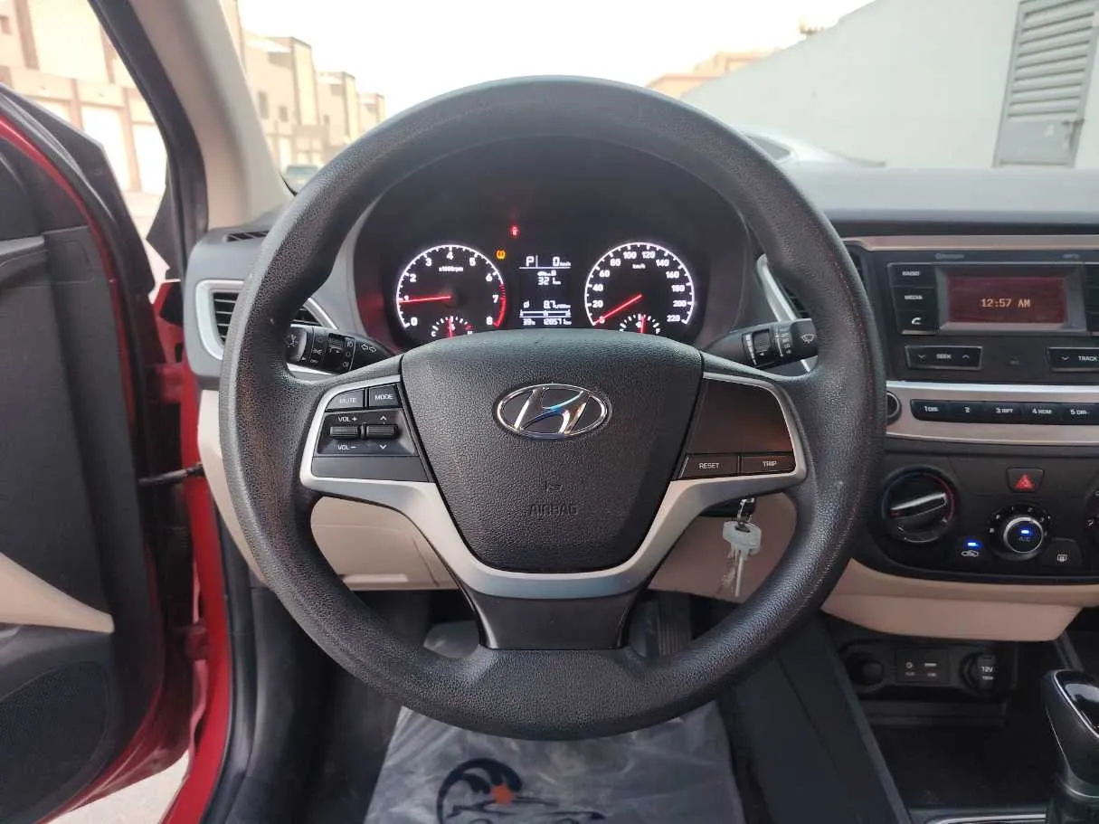 Car image 22