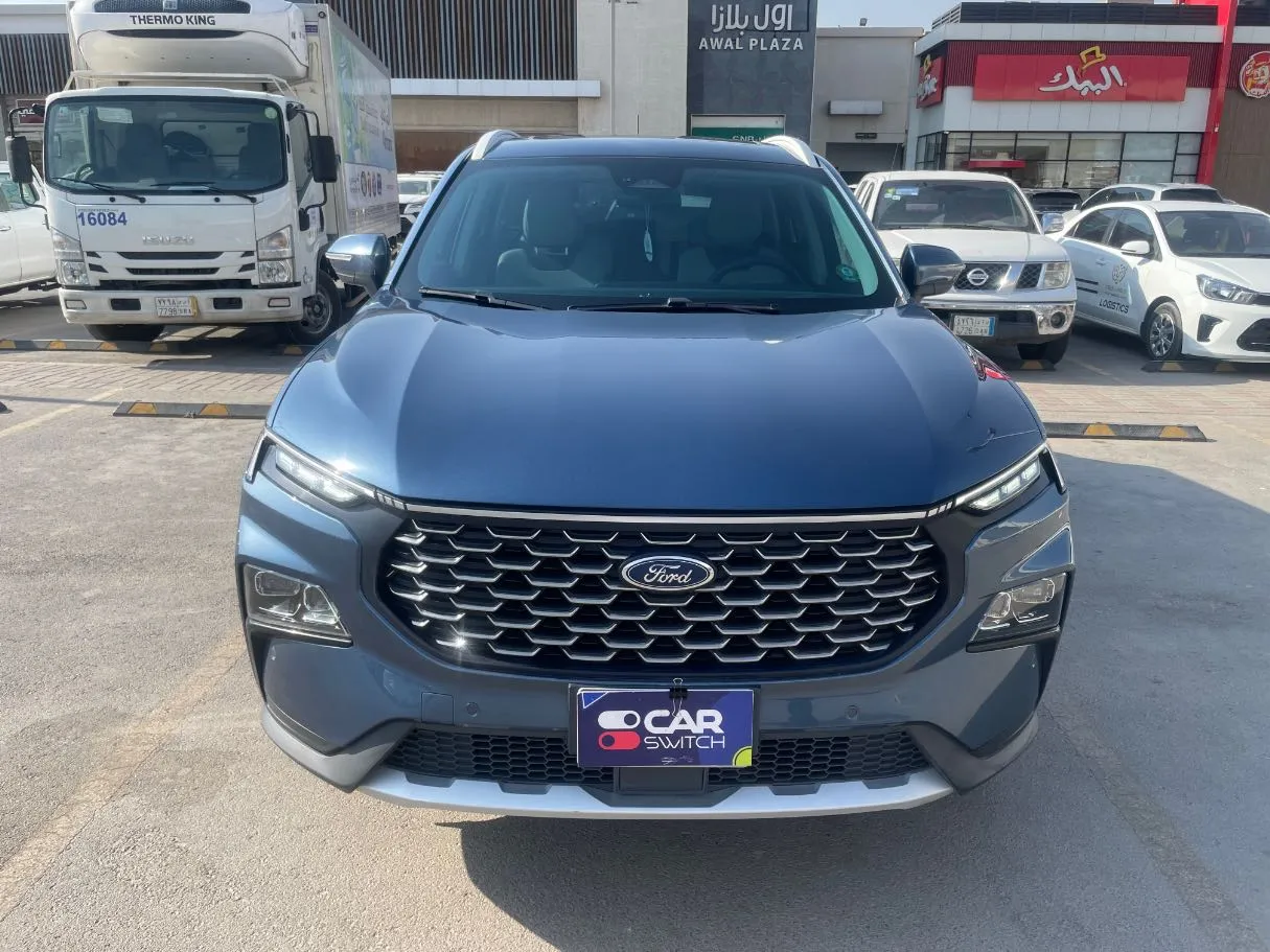 Car image 2