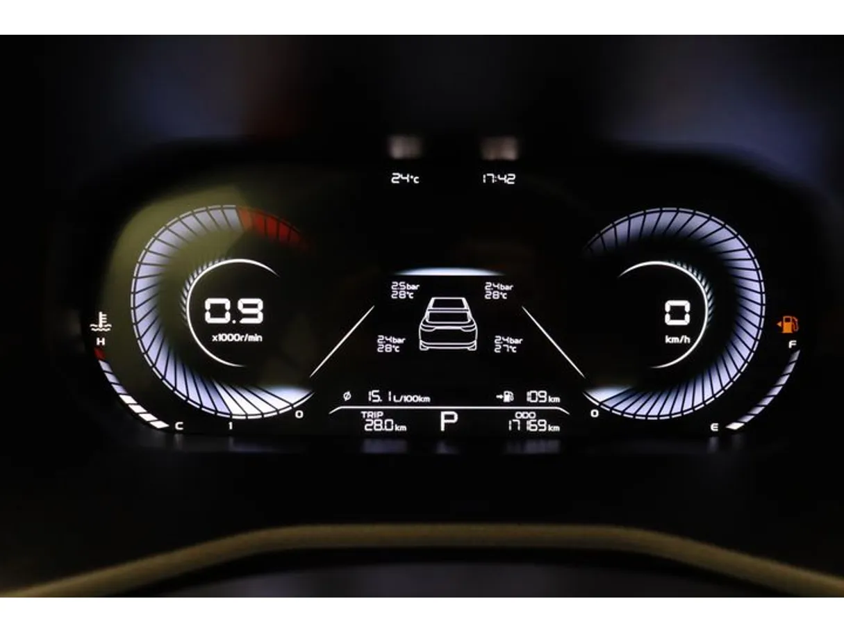 Car image 6