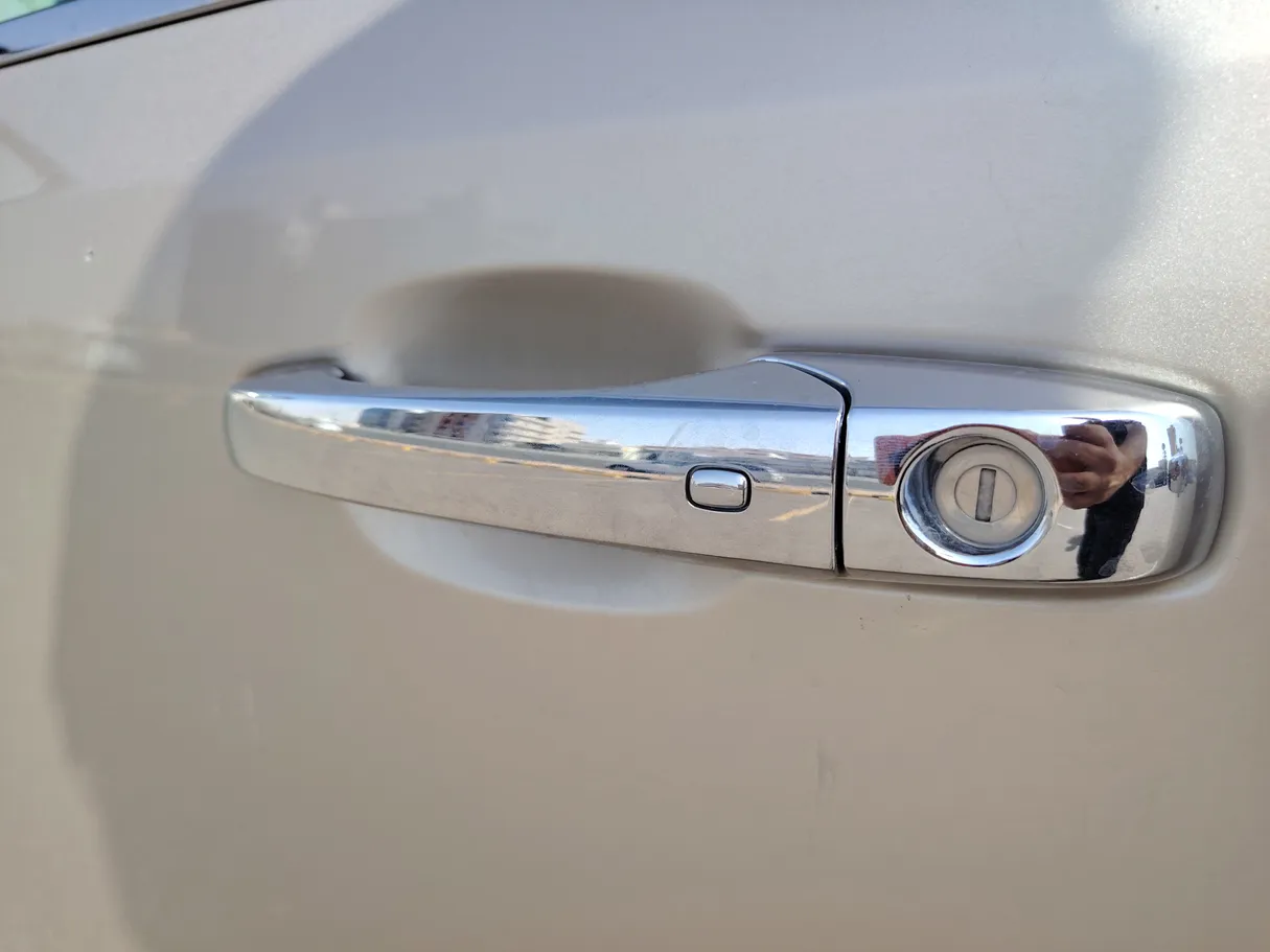 Car image 33