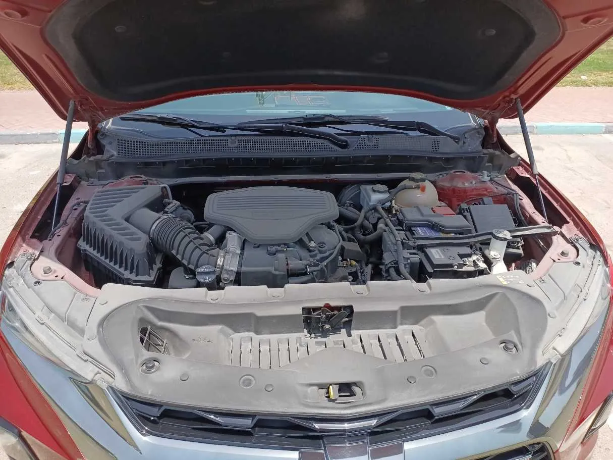 Car image 28