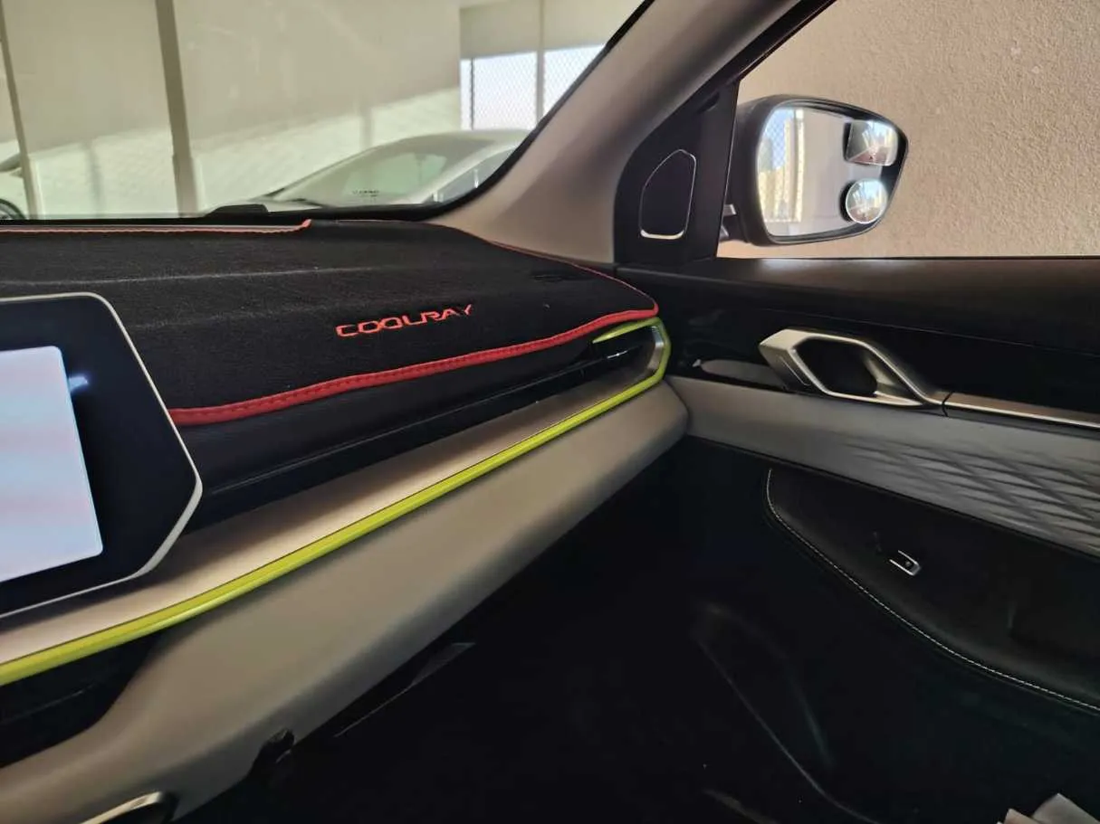 Car image 21