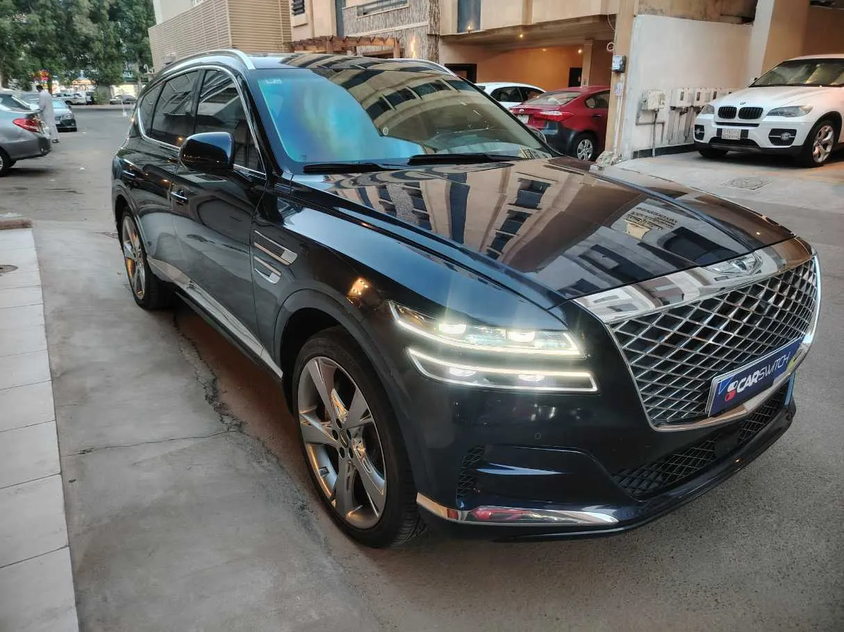 Car image 3
