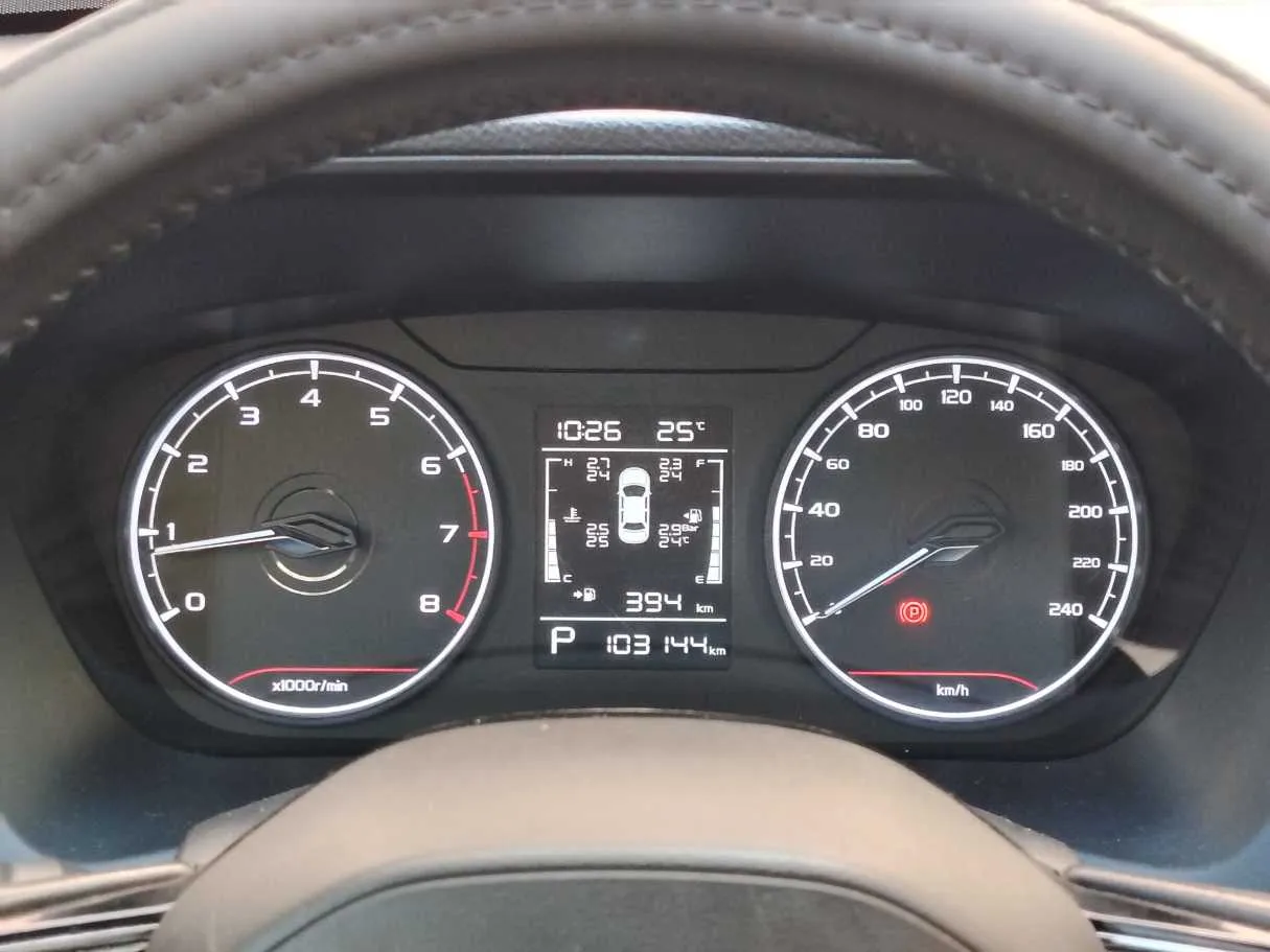 Car image 21