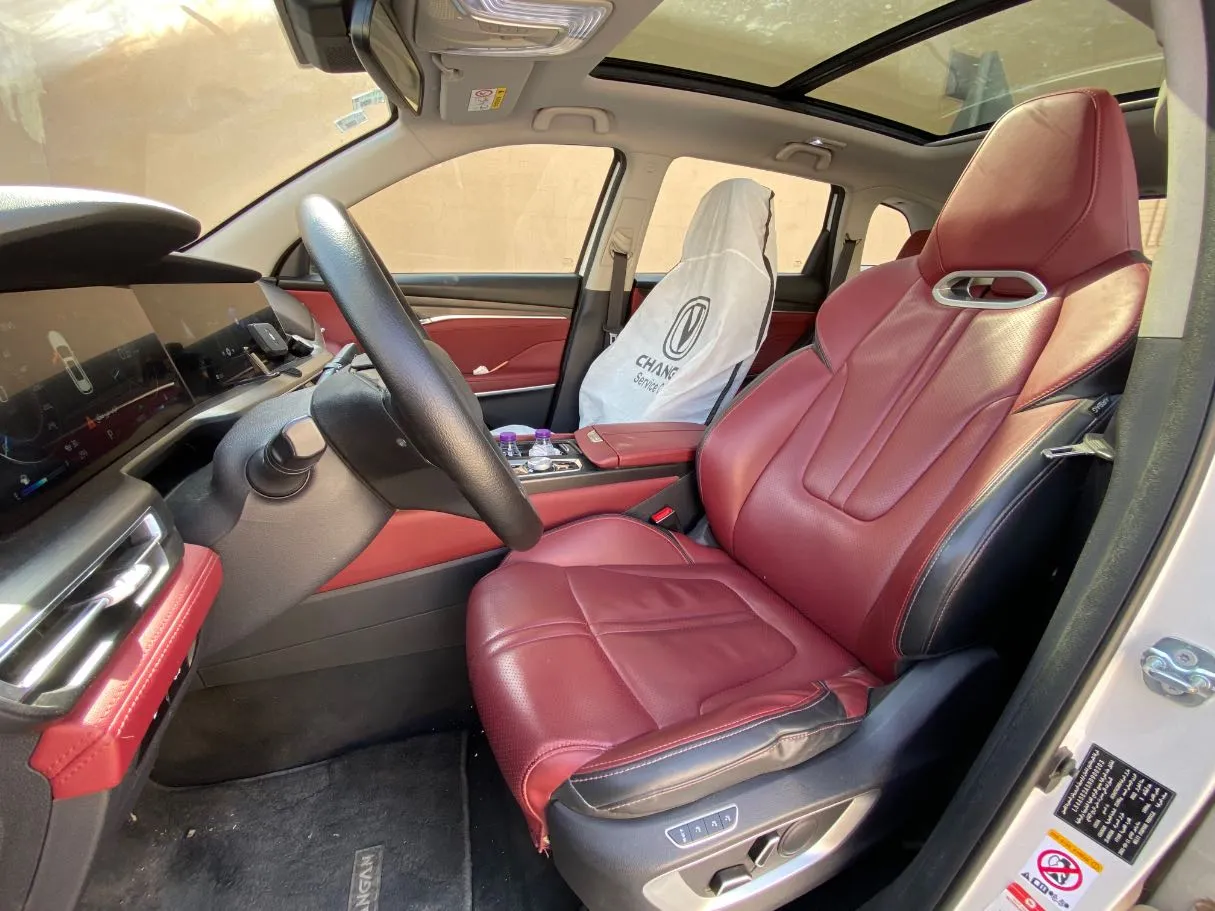 Car image 11