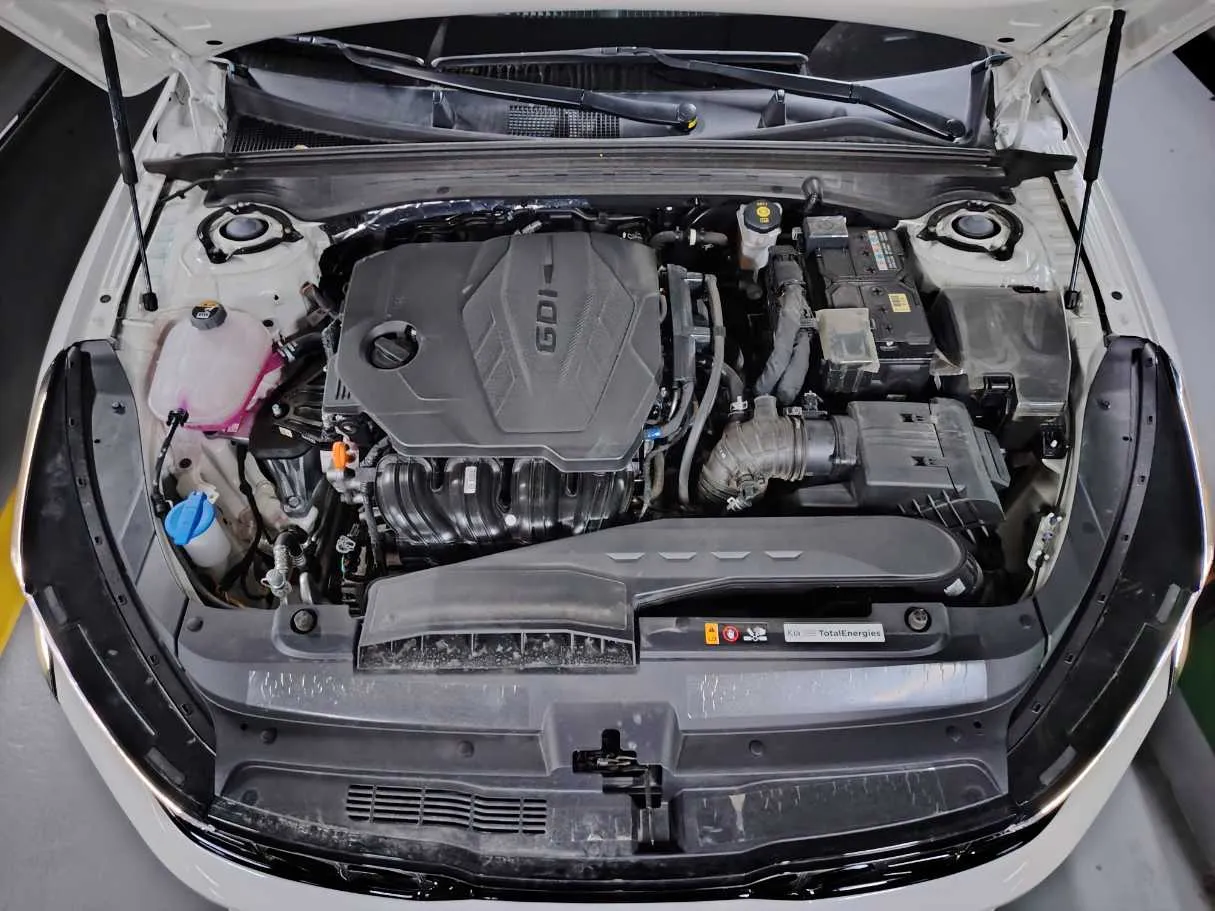 Car image 33