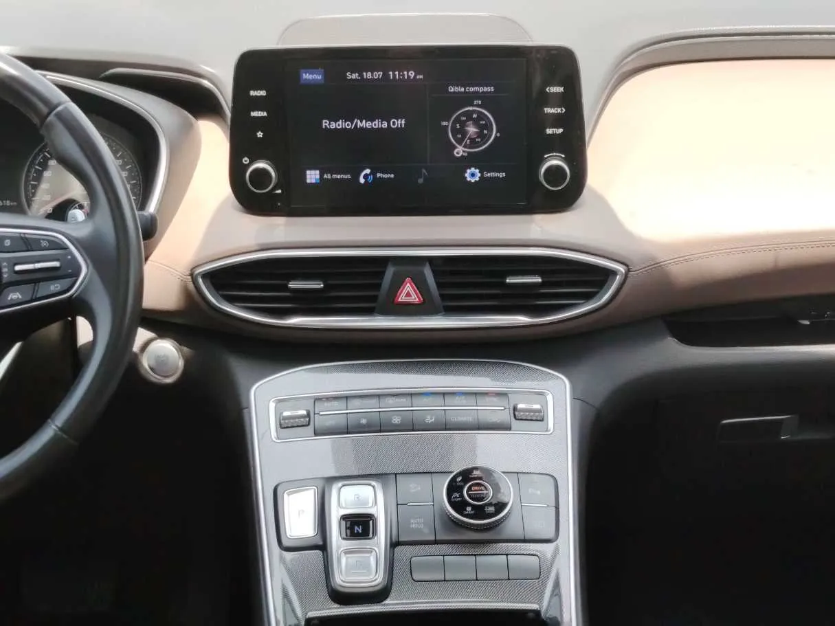 Car image 20