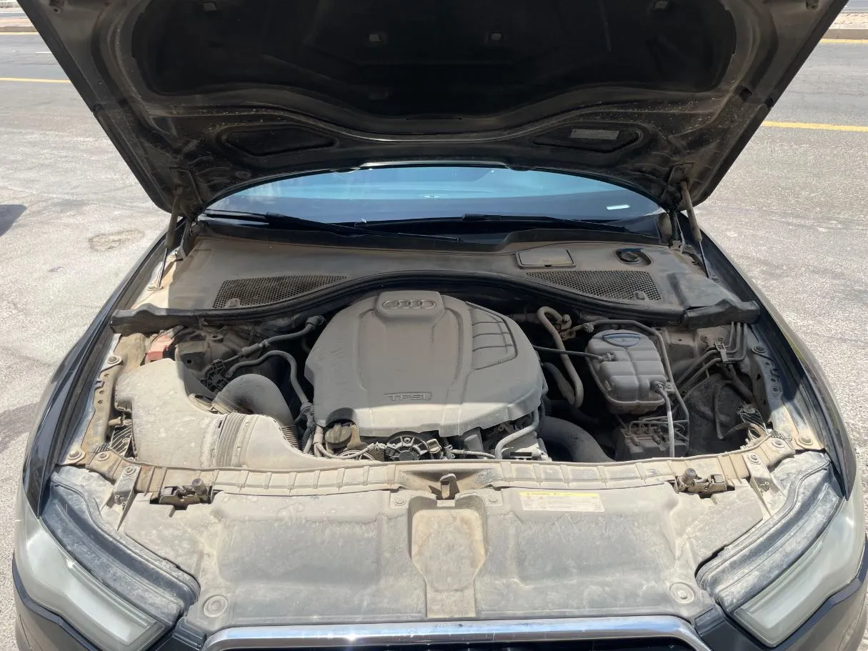 Car image 24