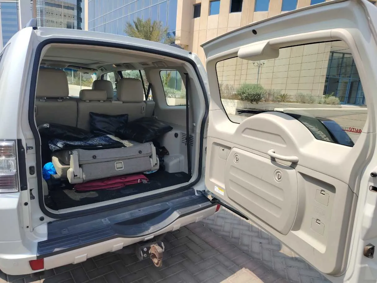 Car image 24