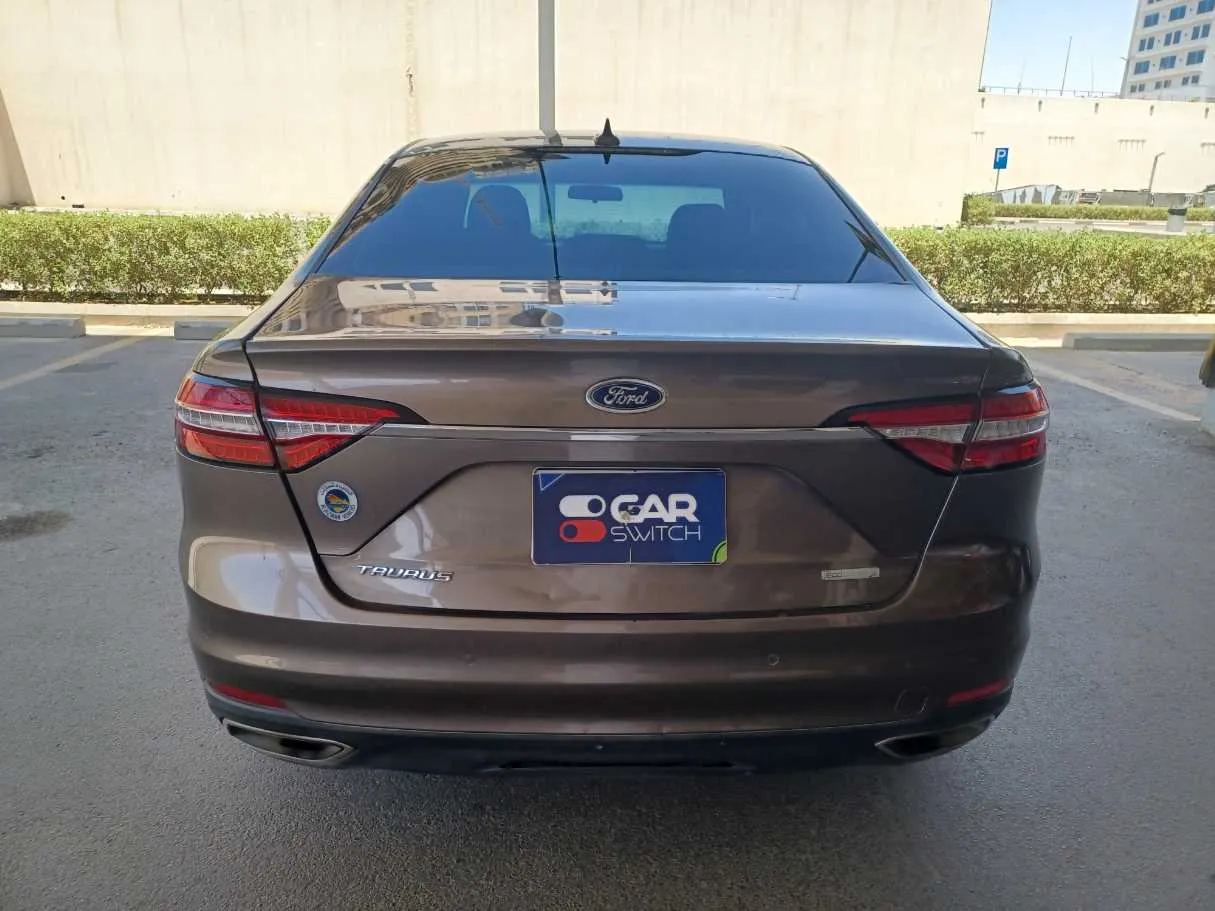 Car image 7