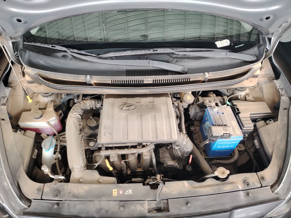 Car image 28
