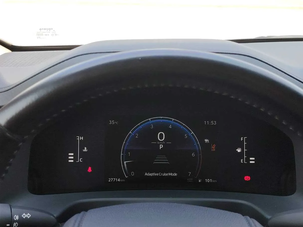 Car image 27
