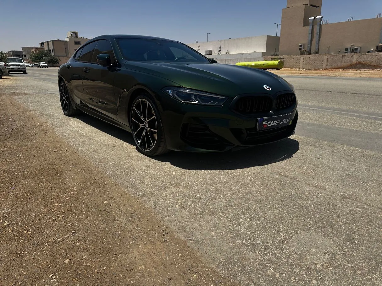 Car image 3