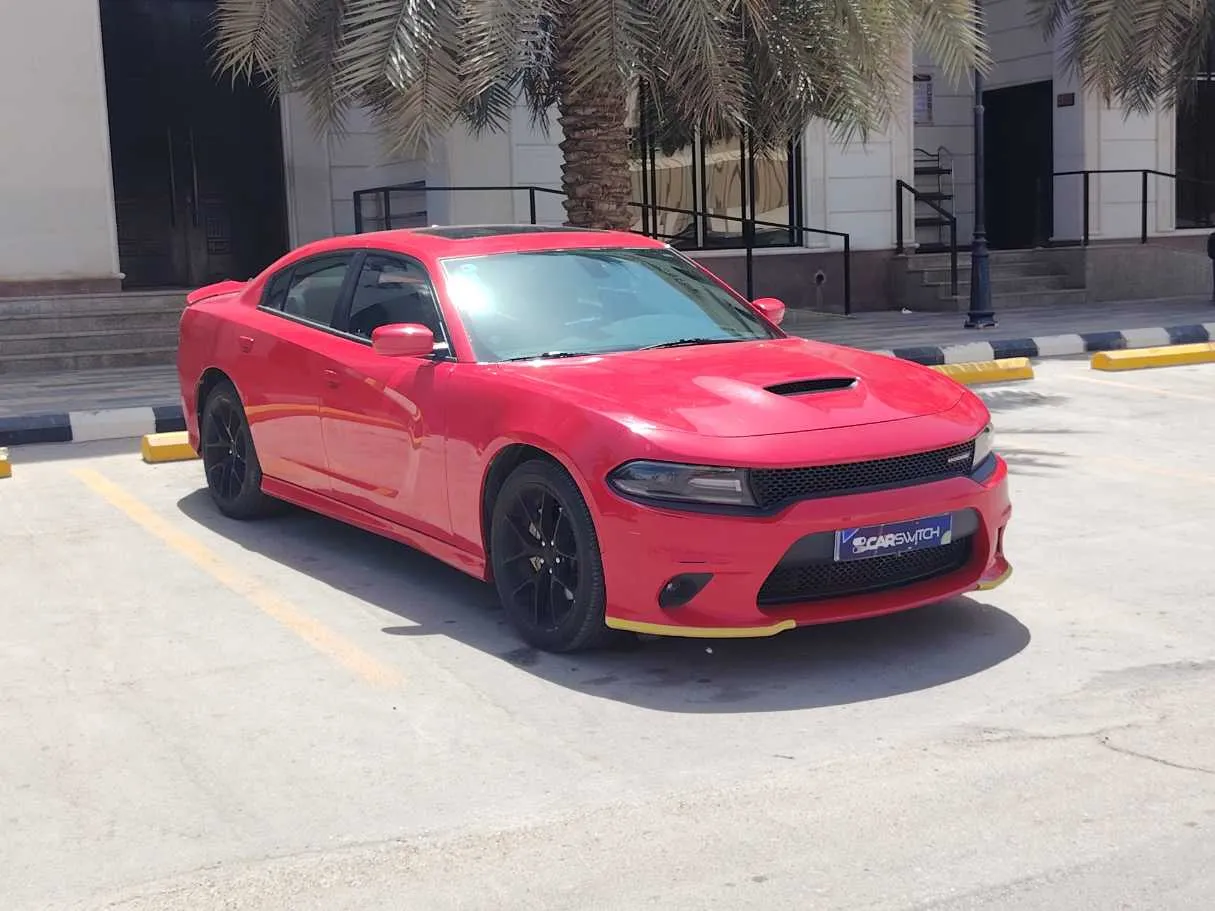 Car image 3