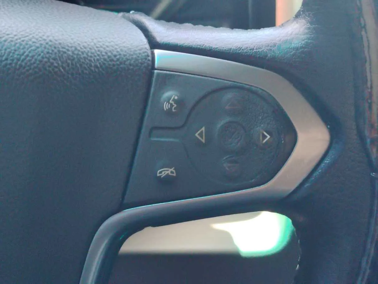 Car image 27