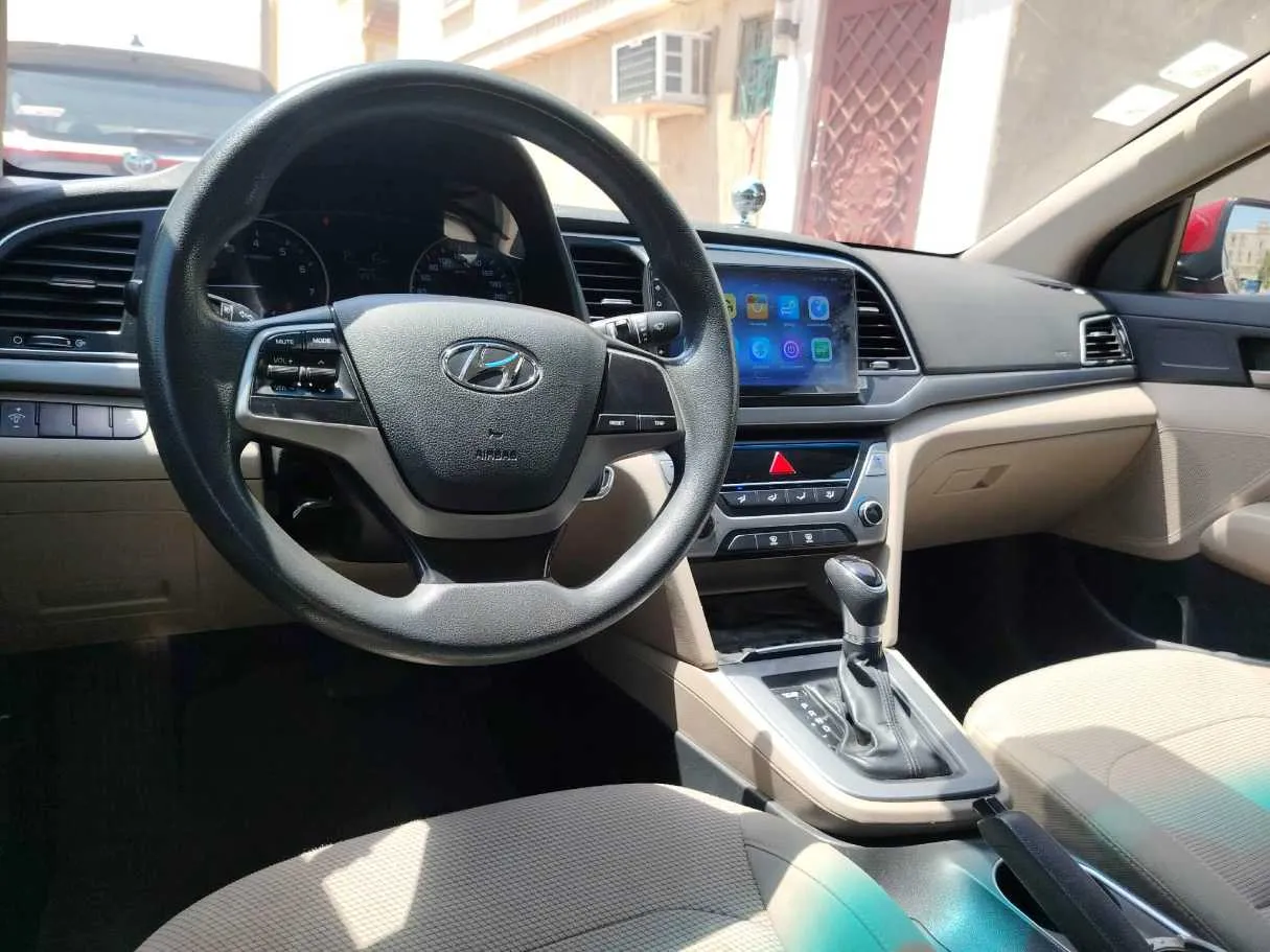Car image 27