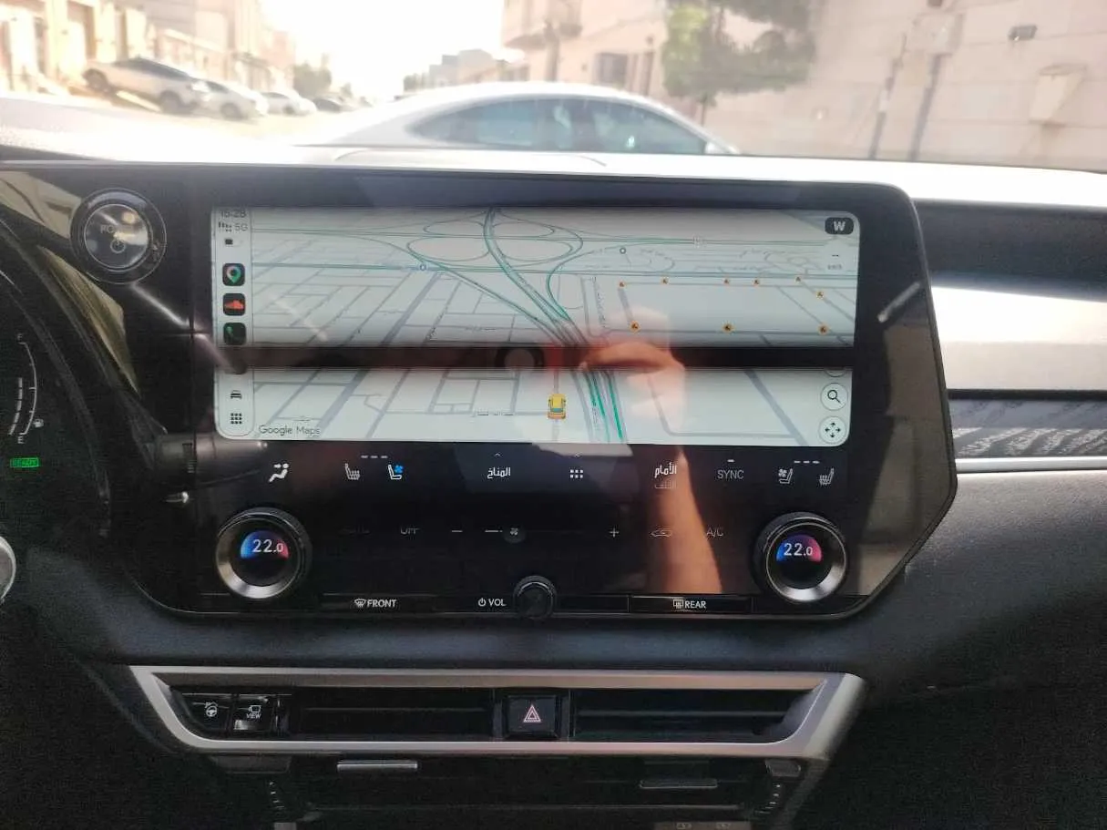 Car image 23