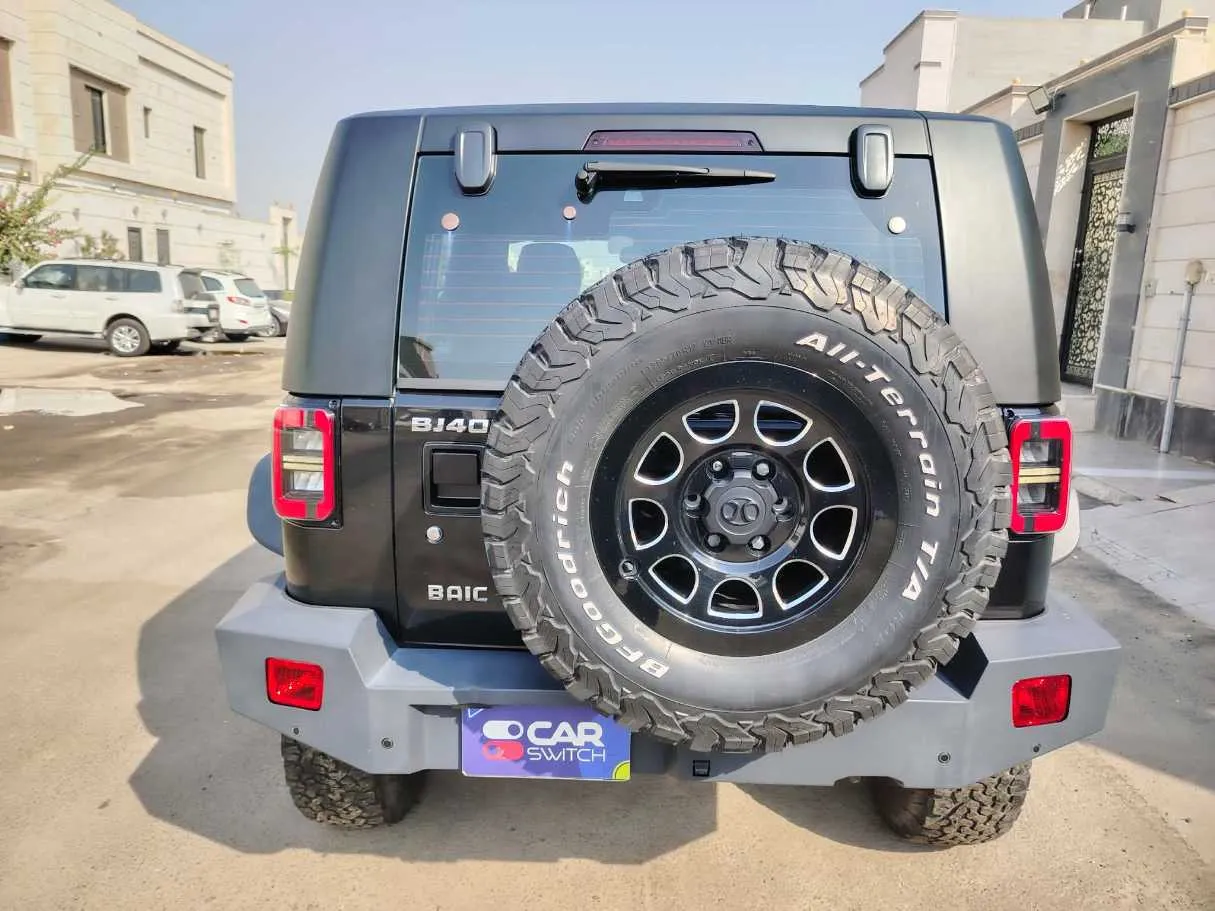 Car image 6