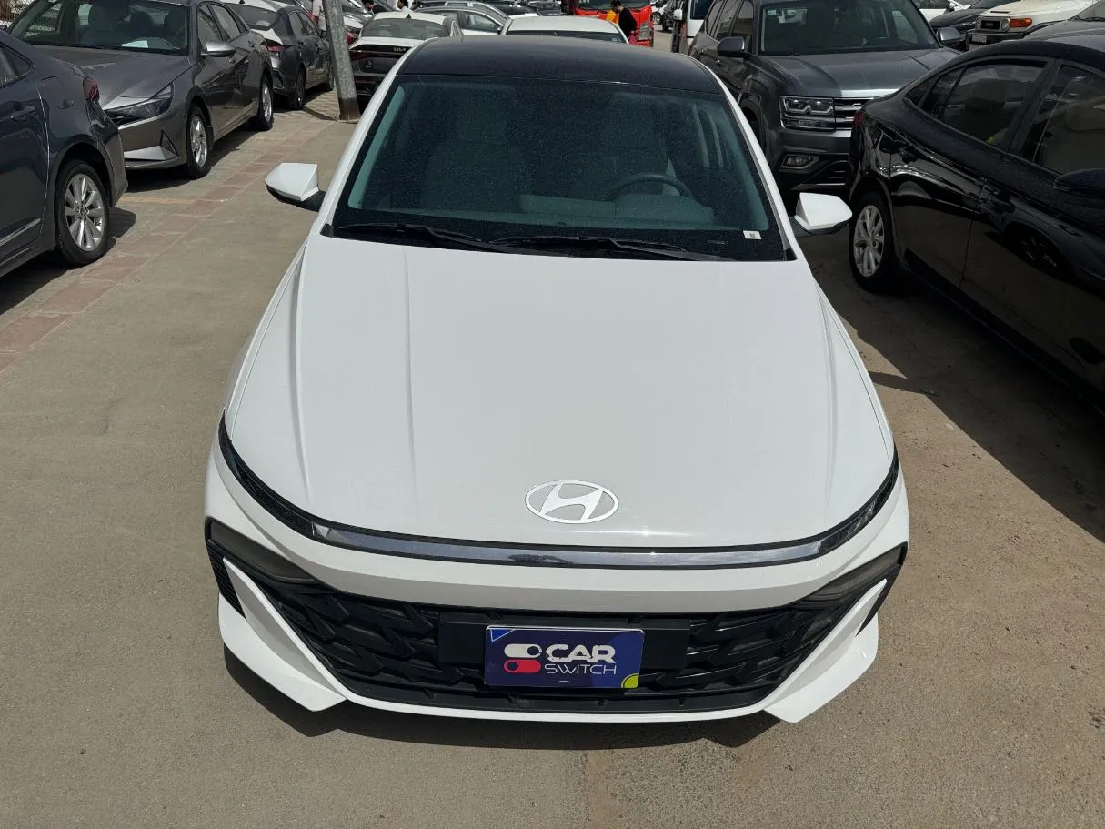Car image 2