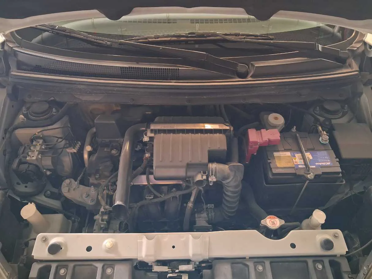 Car image 20