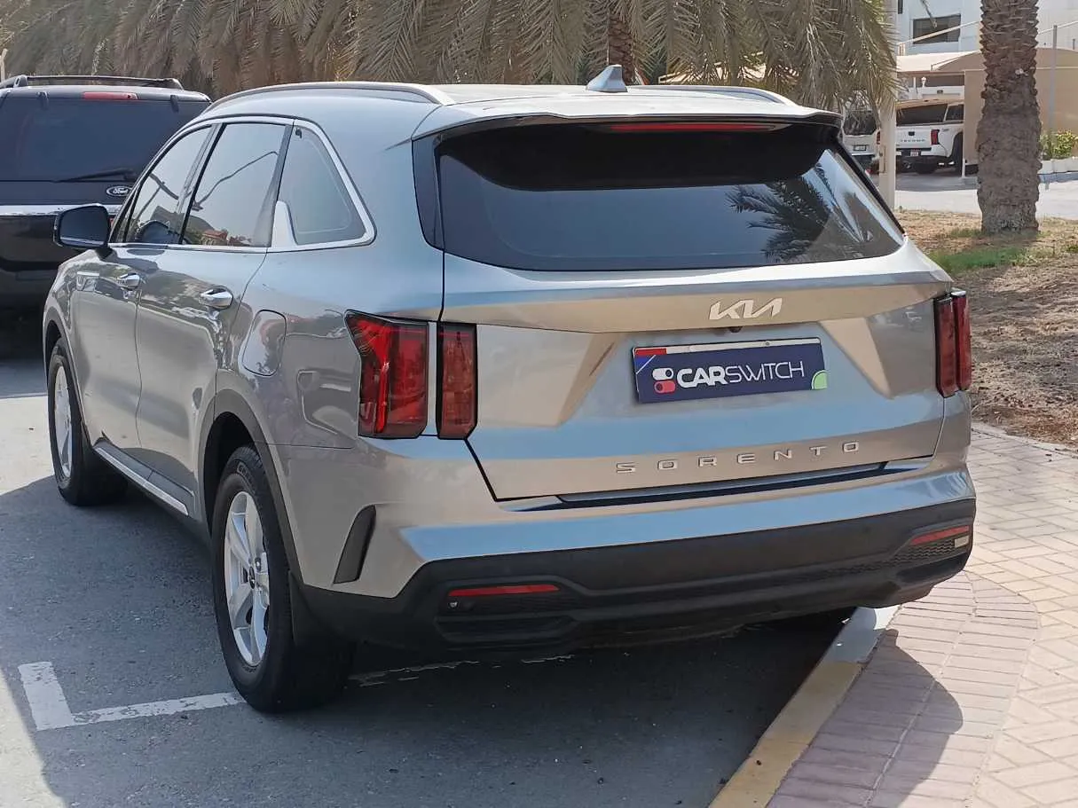 Car image 7