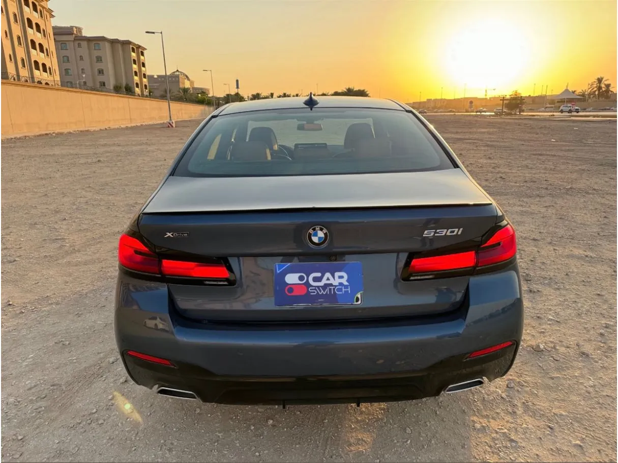 Car image 6