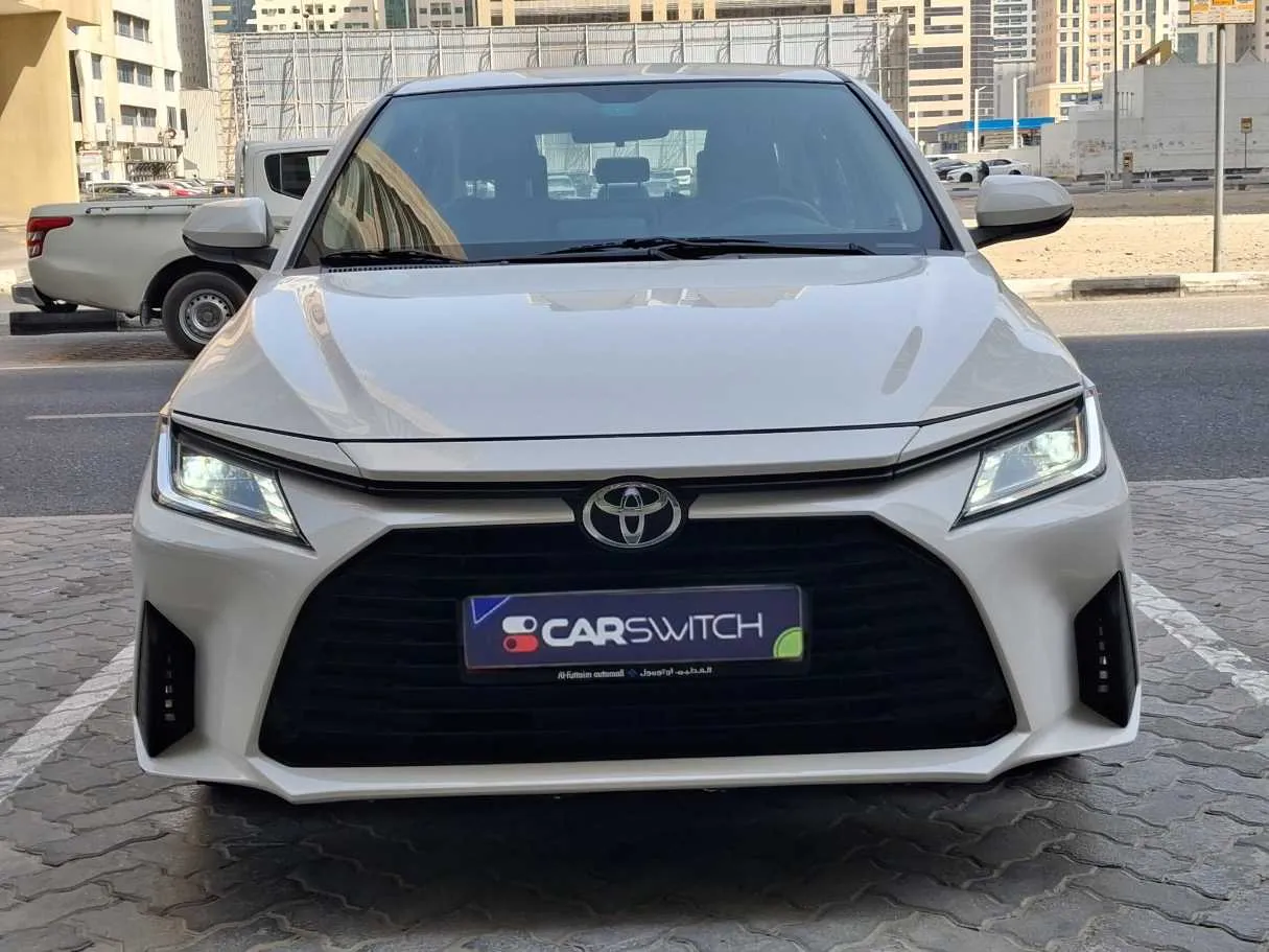 Car image 2