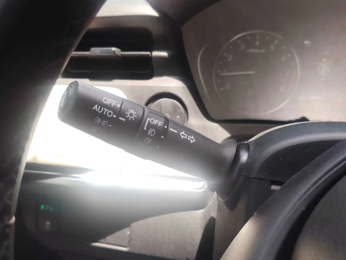 Car image 29
