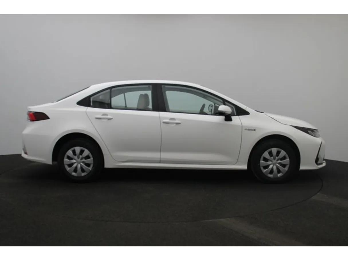 Car image 13