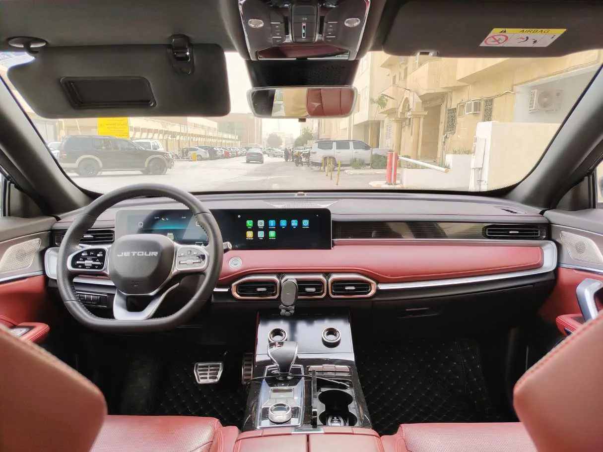 Car image 16
