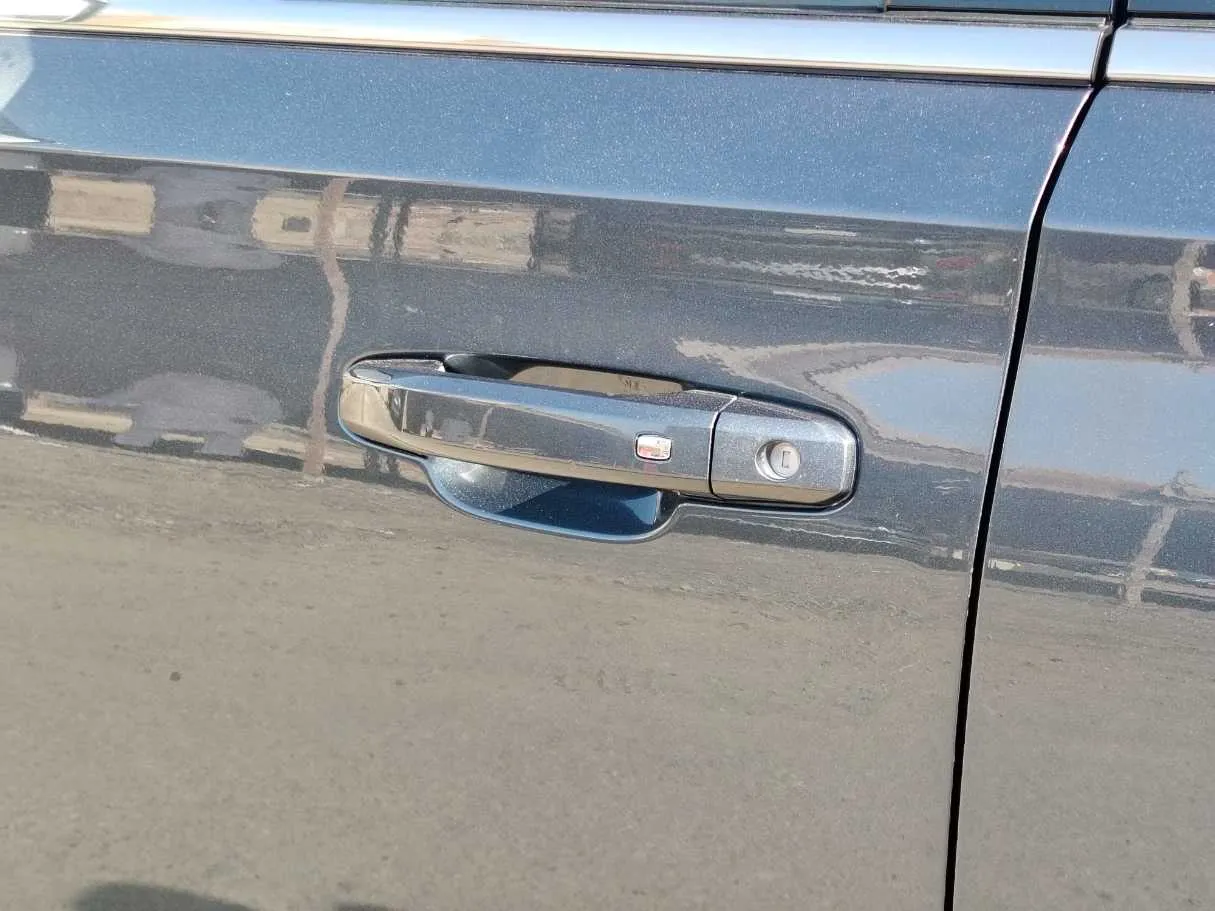 Car image 37