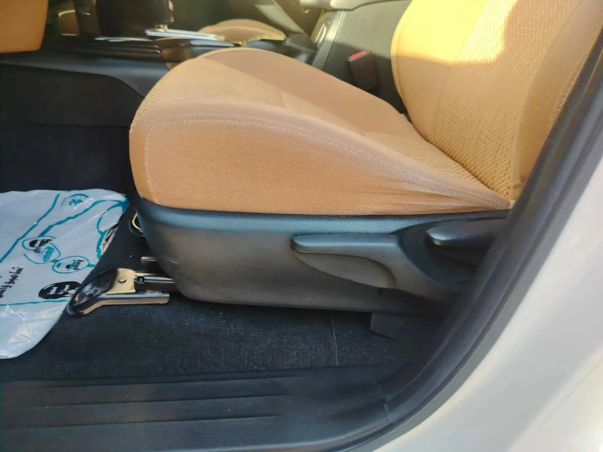 Car image 41